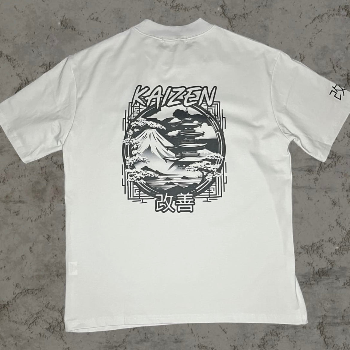 KAIZEN ‘Ukiyo’ Oversized Graphic Tee